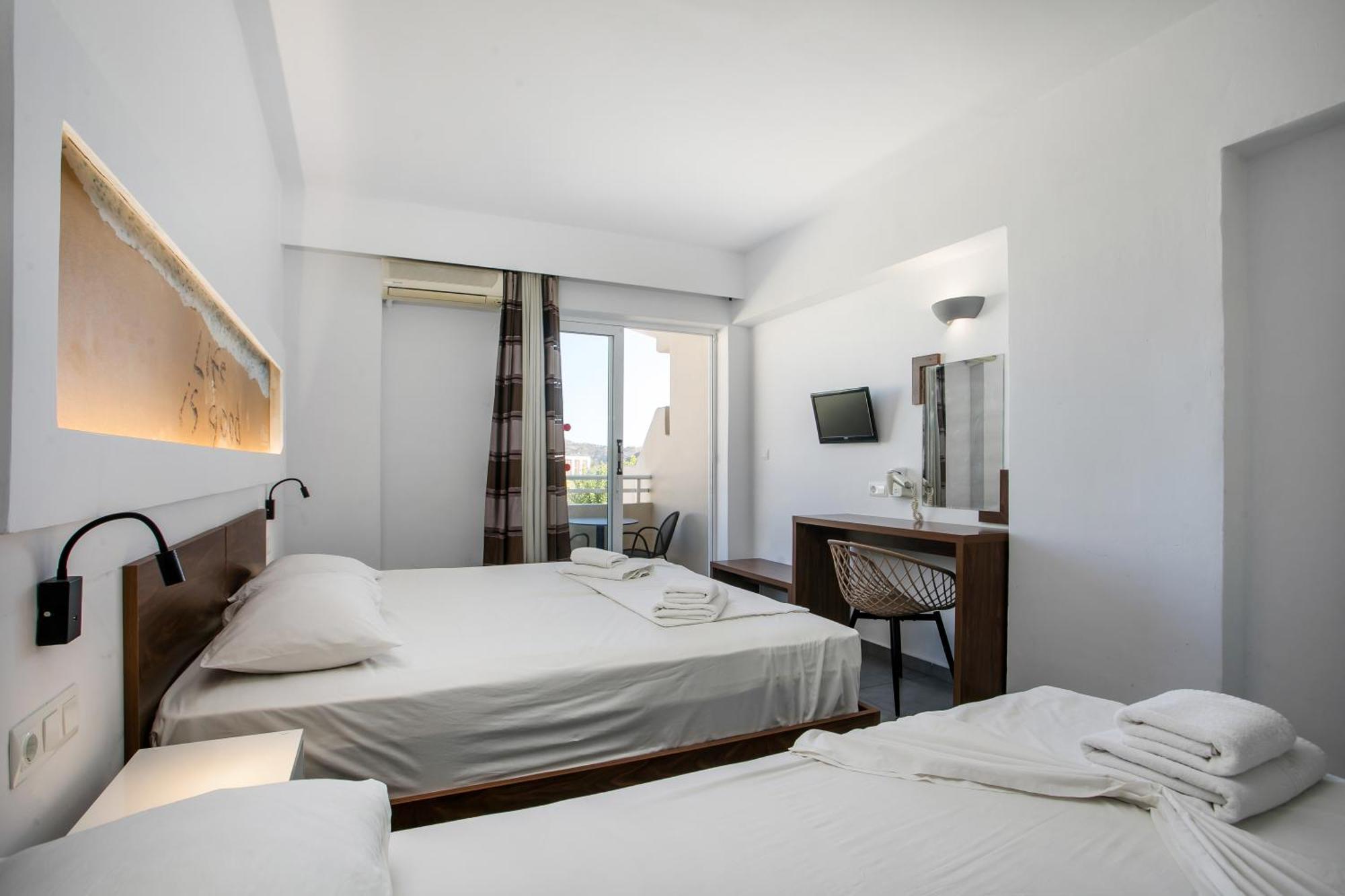Aparthotel Hillside &